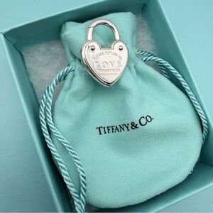 Tiffany & Co. Silver return to love Heart lock Charm pendant new